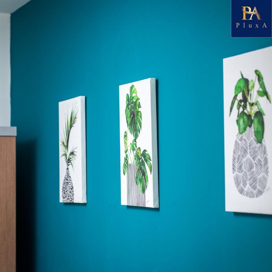 Pluxa Vivid Veranda Beautiful City Centre Apartment With Free Parking Birmingham Exterior photo